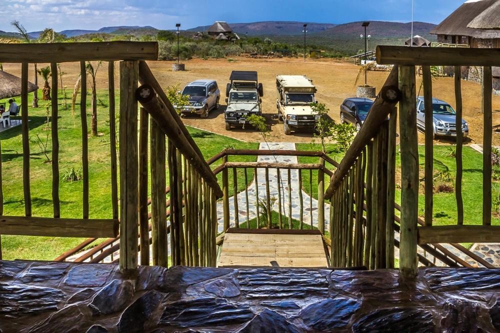 Big Valley Game Lodge Lobatse Bagian luar foto