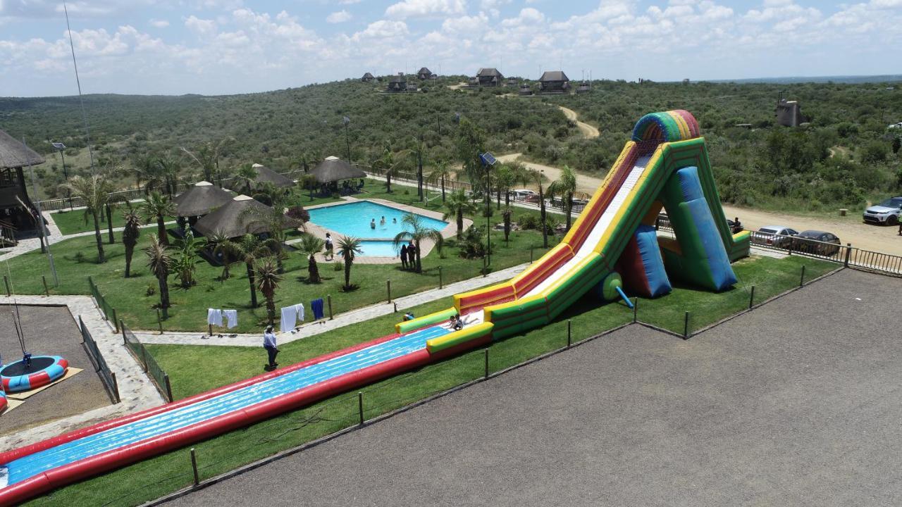 Big Valley Game Lodge Lobatse Bagian luar foto