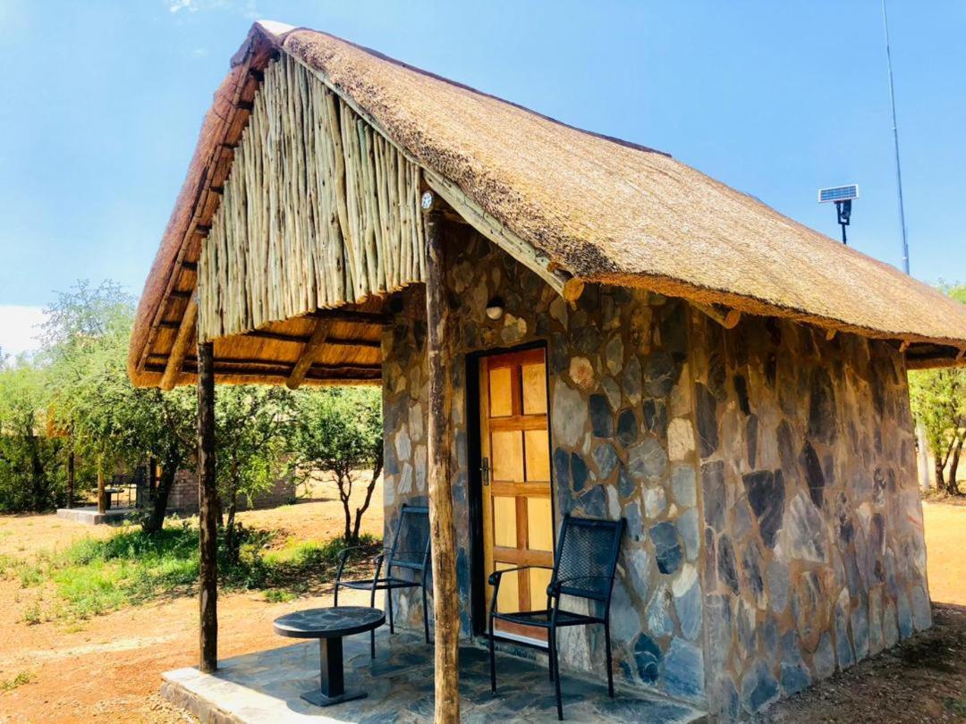 Big Valley Game Lodge Lobatse Bagian luar foto